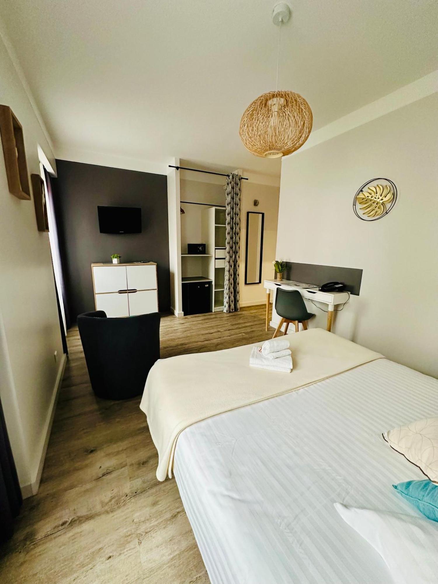Dolce Hotel *
